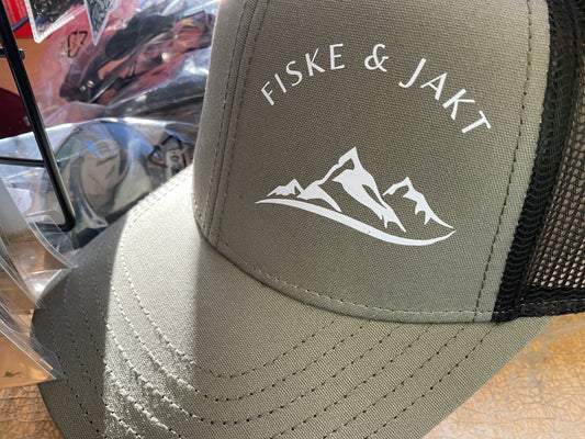 Caps