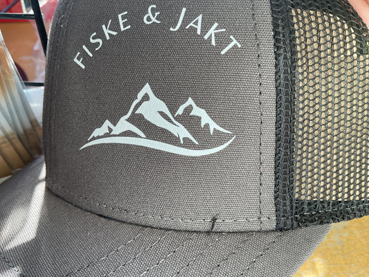 Caps